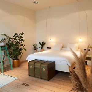 Deluxe Double Room Bath